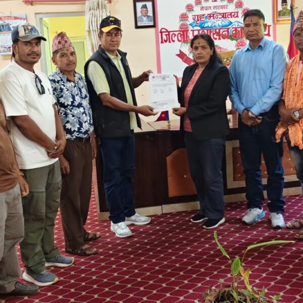 पिपल्ला बजारबाट बाढी प्रभावित क्षेत्रका लागि १ लाख ३४ हजार रुपैयाँ सहयोग